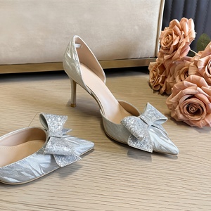 Nuove Scarpe da Sposa Eleganti 2025 per Donna, Sottili e Lussuose con Fiocco in Strass, Tacco Alto di Alta Qualità - Product Image 4