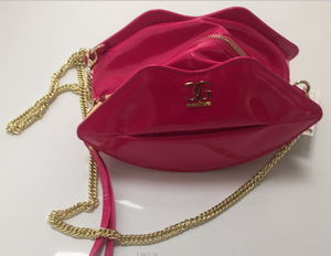 2020 the most fashion lip shaped cosmetic bag/Luxury PU cosmetic gift bag - Product Image 2