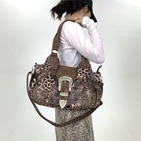 Sac fourre-tout Street Spicy Girl à imprimé léopard et patchwork, avec plusieurs poches et rivets, sac à bandoulière vintage, sac antique