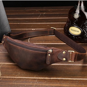 2022 New Arrival Full Grain Crazy Horse Leather Wholesale Fanny Pack Waist Bag for Men - Product Image 5