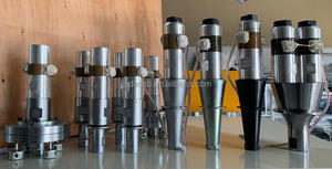 Transducteur ultrasonique 20 kHz, transducteur personnalisé pour machine de soudage, de scellement et de découpe par ultrasons - Product Image 2