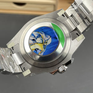 Utilisation de diamants de qualité supérieure et respectation du concept de conception méticuleuse de la haute couture, montres mécaniques - Product Image 2