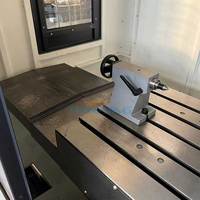 Centre d'usinage vertical CNC robuste VMC1160, broche BT40, haute rigidité, 4 axes, machine de fraisage Fanuc, traitement des métaux