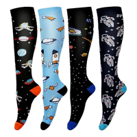 Chaussettes de compression graduée 15-20 mmHg à marque privée OEM pour la course, les soins infirmiers, la récupération athlétique, vente en gros