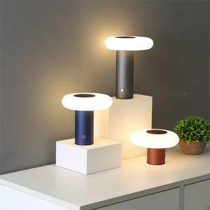 Lámpara de escritorio de mesa recargable por <span class=keywords><strong>USB</strong></span>, luz <span class=keywords><strong>LED</strong></span> inalámbrica de aluminio para restaurante, moderna - Product Image 2