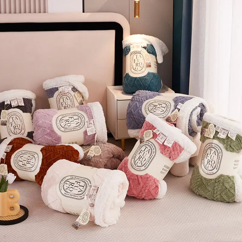 Однотонное Новое утолщенное теплое плюшевое молочное плюшевое одеяло из Японии и Южной Кореи, кожное покрывало, офисное одеяло для сна