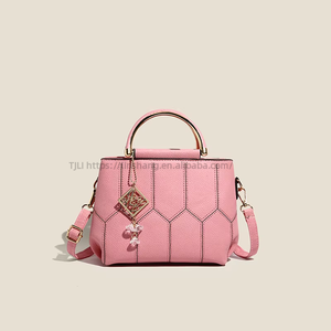 Top Grade PU Leather Soft Surface Solid Color Grid Texture Fashionable Women Travel Pendant Handbag - Product Image 5