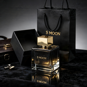 Botella <span class=keywords><strong>de</strong></span> Perfume Negra <span class=keywords><strong>de</strong></span> Lujo <span class=keywords><strong>de</strong></span> 30ml 50ml 100ml con Caja y Logotipo Personalizado al por Mayor, Envase <span class=keywords><strong>de</strong></span> Perfume con Logotipo Personalizado - Product Image 3