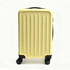 Valise rigide moderne de 20 pouces couleur bonbon avec roulettes, en PP, avec serrure à combinaison et poignée télescopique pour les voyages en avion - Product Image 2