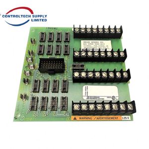 Unité de terminaison numérique PLC I/O NTDI01, circuit imprimé vert avec connecteurs et couvercle de protection - Product Image 2