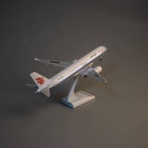 Modèle d'avion Boeing blanc 32 cm C919 Air China en résine, cadeau artisanal, cadeau d'anniversaire, avion chinois, avions de la République - Product Image 5