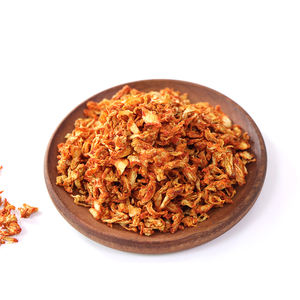 โรงงาน OEM ขายส่งผักดองอบแห้งแบบเป็นก้อน ขนาด 12*12 มม. ผักดองอบแห้งธรรมชาติ เกรดอาหาร - Product Image 2