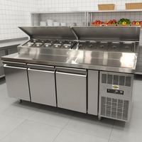 Comptoir de buffet à salades personnalisé à 3 portes avec refroidissement par air, dégivrage automatique et plage de température de 2 à 8°C pour restaurant