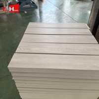 Revêtement de sol en vinyle SPC de haute qualité, parquet SPC imitation marbre, imperméable, ignifuge, écologique pour la décoration d'appartements