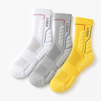 Chaussettes de sport respirantes en tissu éponge pour hommes, personnalisées pour la course et le basketball, chaussettes de basketball mi-mollet unisexes, chaussettes de sport personnalisées