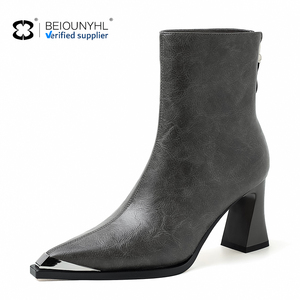 Tacchi alla moda invernale Sexy con cerniera laterale a punta stivaletti <span class=keywords><strong>grigi</strong></span> in metallo punta punta tacco alto stivali corti in vera pelle - Product Image 6
