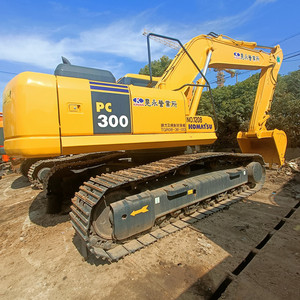 รถขุดตีนตะขาบ Komatsu PC300-7 PC220 PC200 PC360 PC350 PC240 PC450 PC400 มือสอง ขนาด 30 ตัน พร้อมเครื่องยนต์ ปั๊ม และเกียร์ มีสินค้าในสต็อก - Product Image 1