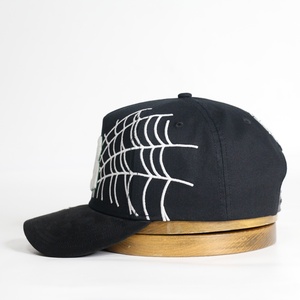 Gorra de Béisbol Snapback de 5 Paneles de Alta Calidad ODM OEM con Bordado 3D Luminoso de Telaraña, Gorra de Gamuza - Product Image 4