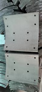 Plaquettes de frein de <span class=keywords><strong>grue</strong></span> de camion robuste de haute qualité et plaquettes de frein de camion de chaussures 19581 de Chine. - Product Image 3