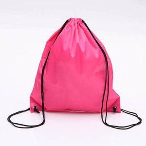 Sac à dos en polyester avec cordon de serrage, logo personnalisé OEM, sacs de shopping économiques avec logo personnalisé - Product Image 1