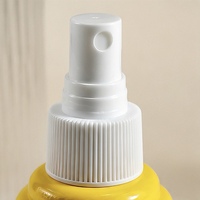 Glänzende Gelbe Bienenstock-Wellenform PET-Sprühflasche mit Individuellem Logo Mini-Mundfrischer Mundpflege Feiner Sprühnebel-Behälter