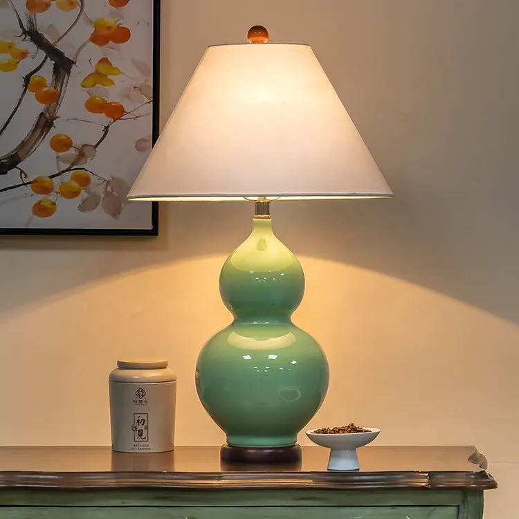 Jingdezhen Pale Green Ceramic Desk Lamp Sitting Room Bedroom Berth Lamp Hotel Study Of New Chinese Style Gourd Vase Lamp