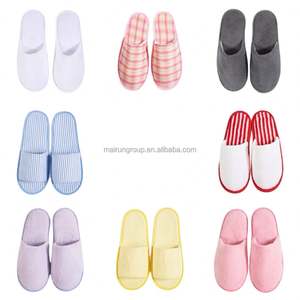 Yangzhou United Factory Logo personnalisé mariée pantoufles demoiselle d'honneur pantoufles pour mariage pantoufle - Product Image 3