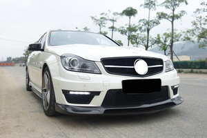 Fibre de carbone de lèvre de pare-chocs avant de style d'OEM pour le coupé de Mercedes Benz <span class=keywords><strong>W204</strong></span> <span class=keywords><strong>C63</strong></span> <span class=keywords><strong>Amg</strong></span> - Product Image 5