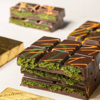 Professionele OEM-chocoladefabrikant Dubai. Pistachechocolade repen bieden op maat gemaakte smaakvarianten aan wereldwijde kopers.