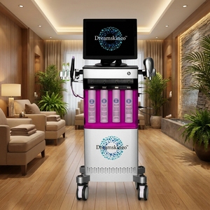 Appareil facial multifonction Booster avec poignée Hydra Synd Aqua EO, solution de peeling au rétinol, solution Hydrafac, sérum Activscalp Booster - Product Image 1