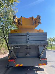 Grue sur camion d'occasion Sany STC2000C8-8 200 tonnes 2024 avec flèche principale de 90 m et contrepoids de 61 tonnes pour travaux de construction télescopiques - Product Image 3