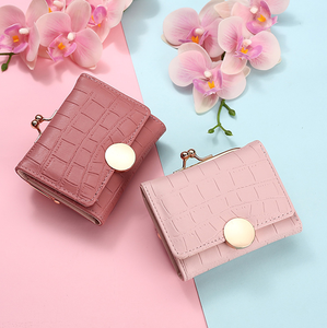 Monedero corto y bonito de cuero sintético para mujer, tarjetero con múltiples ranuras para tarjetas, nueva moda, billetera corta sencilla con diseño de piedras - Product Image 3