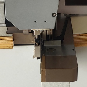 Produit à succès : Nouvelle machine à coudre industrielle de Guangzhou pour ceintures en cuir - Product Image 3