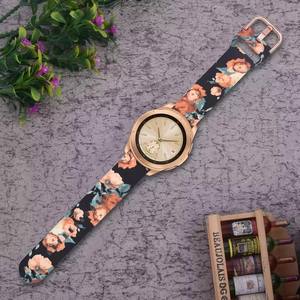 <span class=keywords><strong>Bracelet</strong></span> de montre <span class=keywords><strong>en</strong></span> <span class=keywords><strong>silicone</strong></span> imprimé, 20mm, <span class=keywords><strong>pour</strong></span> Samsung <span class=keywords><strong>galaxy</strong></span> <span class=keywords><strong>Watch</strong></span> 4 Gear S2/Sport, <span class=keywords><strong>pour</strong></span> Amazfit Bip <span class=keywords><strong>Active2</strong></span> 42 mm - Product Image 6