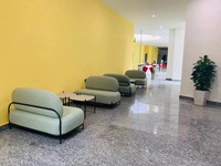 Ensemble de canapés modulaires de qualité commerciale pour espace de coworking et réception