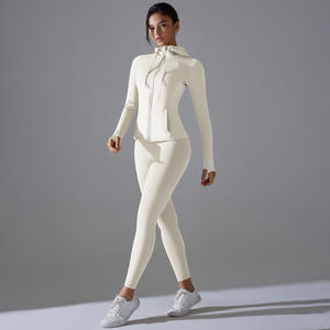 Ensemble de sport et yoga pour femme, grande taille, uni, doux, respirant, taille haute, pour fitness, gym, entraînement et tenue décontractée - Product Image 5