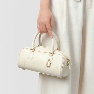 Sac bowling pour femme en cuir véritable, design <span class=keywords><strong>de</strong></span> niche, vintage, avec fermeture éclair et boucle <span class=keywords><strong>de</strong></span> verrouillage, bandoulière unique, Nouveauté 2026 - Product Image 1