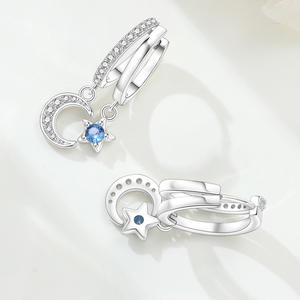 Nuevos pendientes de doble anillo con circonitas de corte redondo en latón blanco de la serie cielo estrellado, con diseño de estrella y luna, para mujer, joyería romántica. - Product Image 6