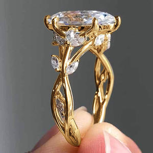 Anello di fidanzamento da donna in oro massiccio 18 carati con topazio, taglio marquise, design a pianta con diamanti incastonati a griffe, gioielleria raffinata - Product Image 2