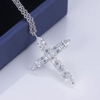 Pendentif Croix en Or Blanc Massif 18 carats, Diamants de Laboratoire Poire et Baguette, Breloque Personnalisée de Luxe pour Hommes et Femmes, Bijoux Religieux