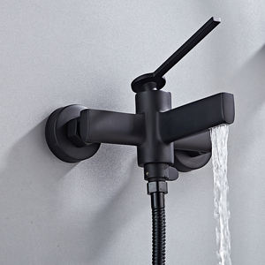 ชุดฝักบัวและก๊อกน้ำติดผนังแบบพกพา สีดำทองเหลือง สำหรับน้ำร้อนและน้ำเย็น - Product Image 4