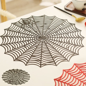 Tappetino da Tavolo Tgyw di Alta Qualità, Design Ragnatela di Halloween, Antiscottatura e Antiscivolo in PVC per Ristoranti e Hotel - Product Image 3