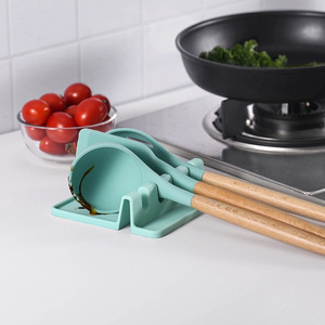 <span class=keywords><strong>Support</strong></span> à spatule en silicone pour ustensile <span class=keywords><strong>de</strong></span> <span class=keywords><strong>cuisine</strong></span> multifonction avec égouttoir et <span class=keywords><strong>support</strong></span> pour couvercle <span class=keywords><strong>de</strong></span> casserole - Product Image 4