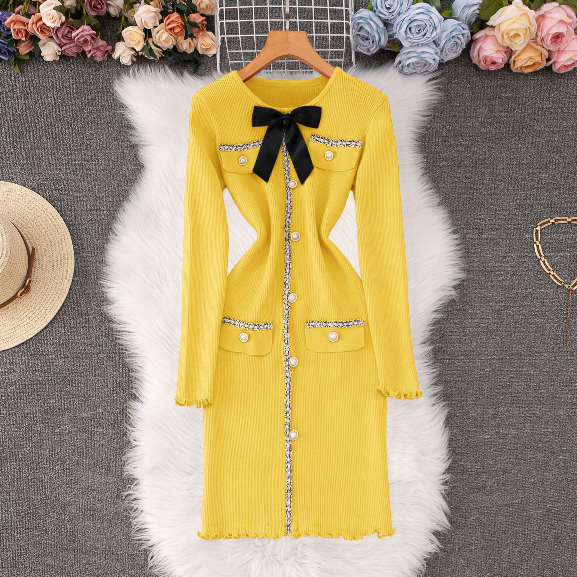 สีเหลือง