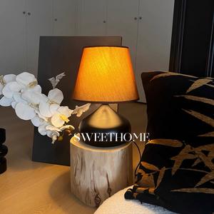 Lampe de chevet moderne de style nordique, créative, minimaliste, tactile, chaude et romantique, pour hôtel, bureau, salon, usage sur bureau - Product Image 1
