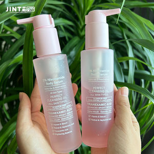 Vente en gros d'ensembles d'emballages cosmétiques en PET rose givré de 100ml 150ml 200ml bouteille de lotion d'huile corporelle personnalisée avec pompes roses - Product Image 5