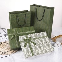 Boîte cadeau rigide carrée vintage personnalisée, exquise, souvenir de Noël, avec gaufrage, laminage mat, doublure en éponge