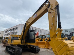 รถขุดตีนตะขาบ CAT 320GC มือสองกำลังสูง, เครื่องยนต์หกสูบ 20 ตัน สำหรับงานเสริมกำลังดินขึ้นเขื่อน - Product Image 1