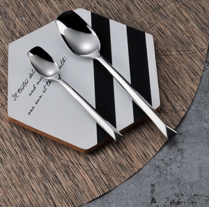 DFB0325 Juego de cuchillo, tenedor y cuchara de acero inoxidable para comida occidental, nuevo producto creativo, vajilla occidental con mango hueco 304, cuchillo para carne - Product Image 3