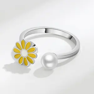Fashionable Stainless Steel Pearl Flower Open Cuff 18k Gold Plated Anti Anxiety Ring
